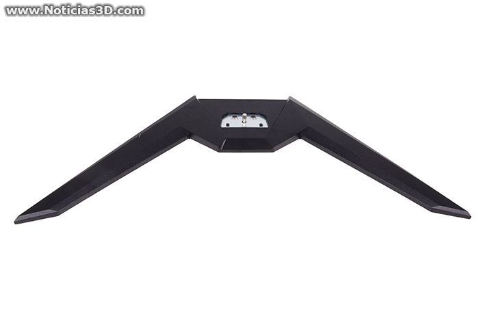 GIGABYTE M27Q P peana desmontada
