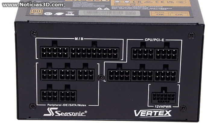 Seasonic Vertex GX 850 Foto de la fuente Seasonic Vertex GX 850, cara de los conectores internos al PC