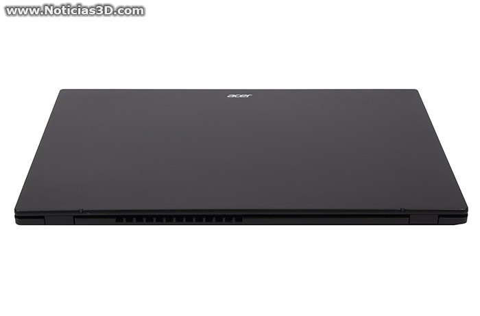 Acer Swift Edge 16 Vista parte trasera cerrado